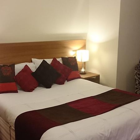 Gateway Express Hotel Newport  Room photo